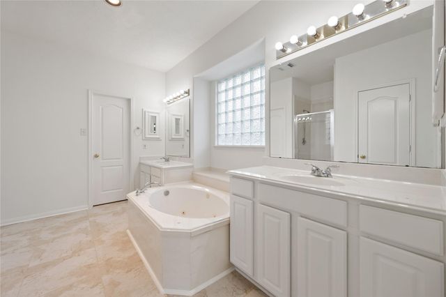 4230 Waterwood Drive, Baytown, TX 77521