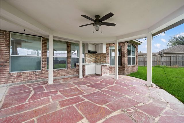 4230 Waterwood Drive, Baytown, TX 77521