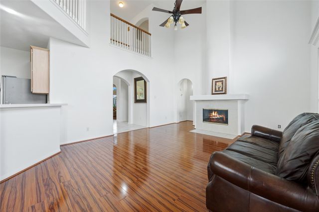 4230 Waterwood Drive, Baytown, TX 77521