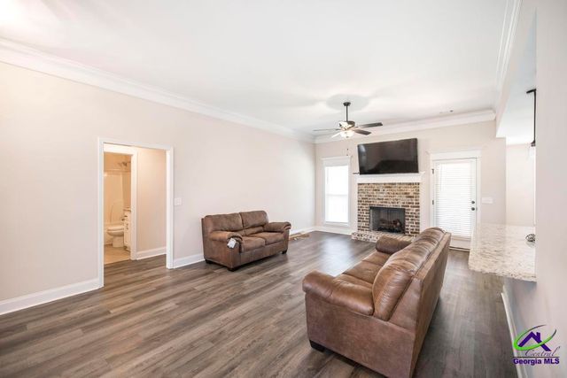 210 Gibson Circle, Kathleen, GA 31047