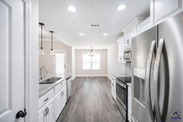 210 Gibson Circle, Kathleen, GA 31047