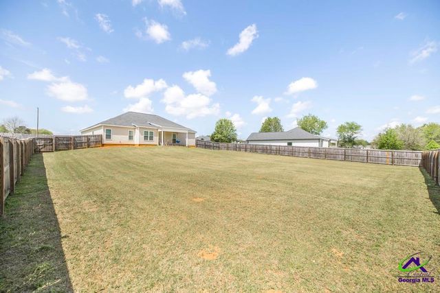 210 Gibson Circle, Kathleen, GA 31047