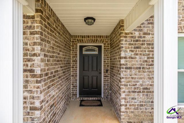 210 Gibson Circle, Kathleen, GA 31047