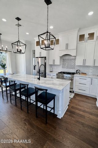 1010 Angelwood Circle, Breaux Bridge, LA 70517