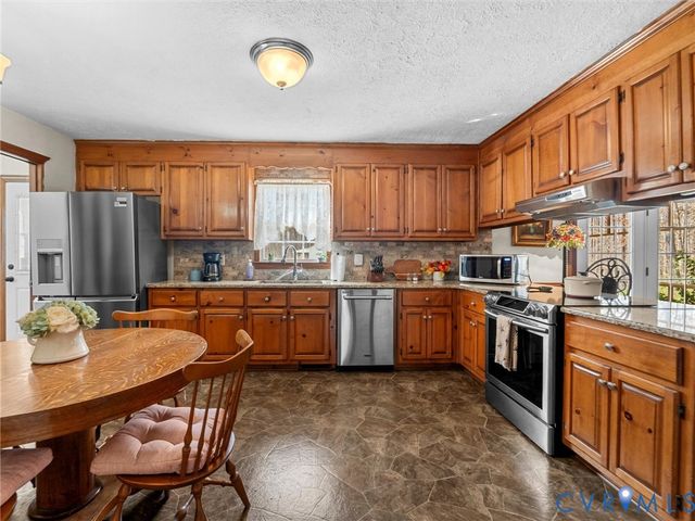 3457 Anderson Hwy, Powhatan, VA 23139