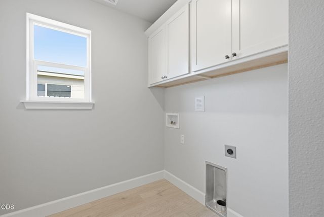 4044 SW Pumice Avenue 81, Redmond, OR 97756