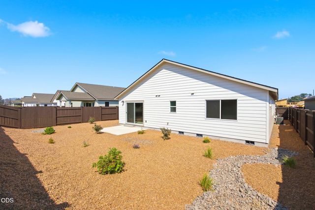 4044 SW Pumice Avenue 81, Redmond, OR 97756