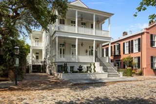 24 Chalmers Street, Charleston, SC 29401