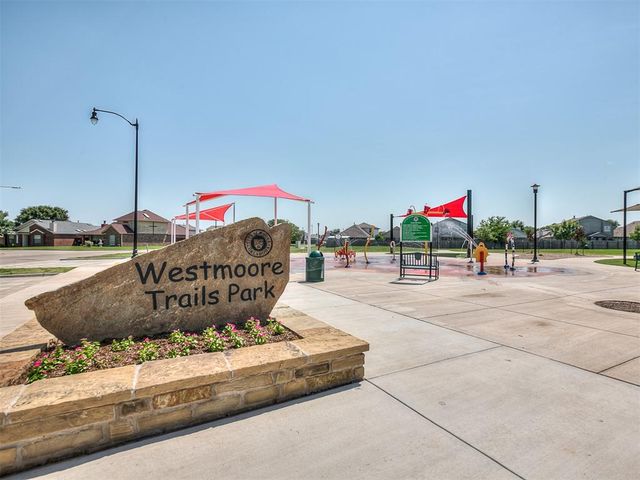 1011 SW 22nd Street, Moore, OK 73170