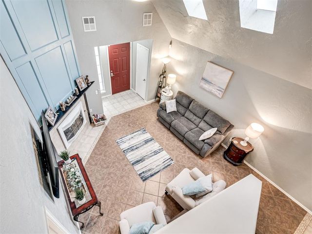 1011 SW 22nd Street, Moore, OK 73170