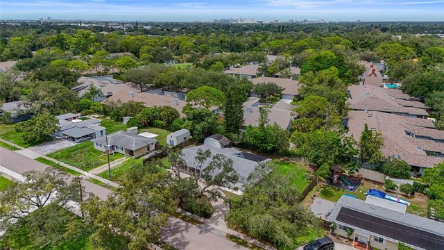 2709 MARLETTE STREET, Sarasota, FL 34231