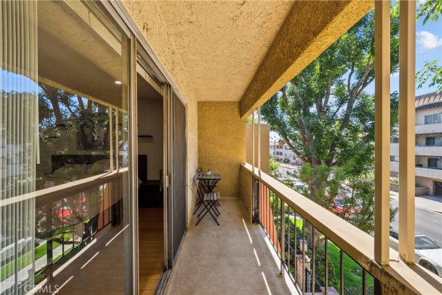 17809 Margate, Encino, CA 91316