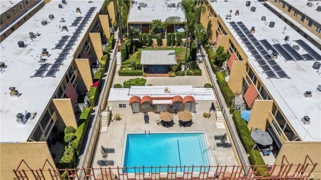 17809 Margate, Encino, CA 91316