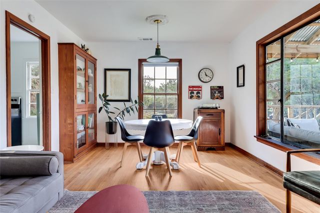 802 Lonesome TRL, Driftwood, TX 78619