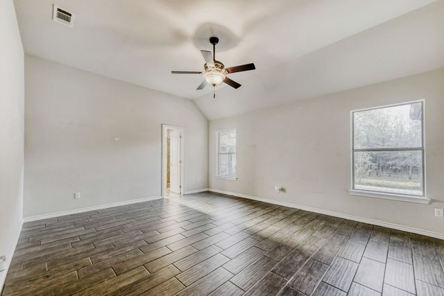 104 Lyndsey Court, Boyd, TX 76023