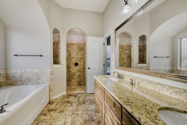 104 Lyndsey Court, Boyd, TX 76023