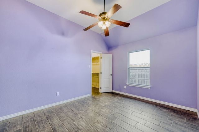 104 Lyndsey Court, Boyd, TX 76023