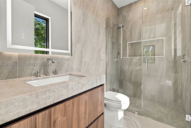6255 SW 69th St, South Miami, FL 33143