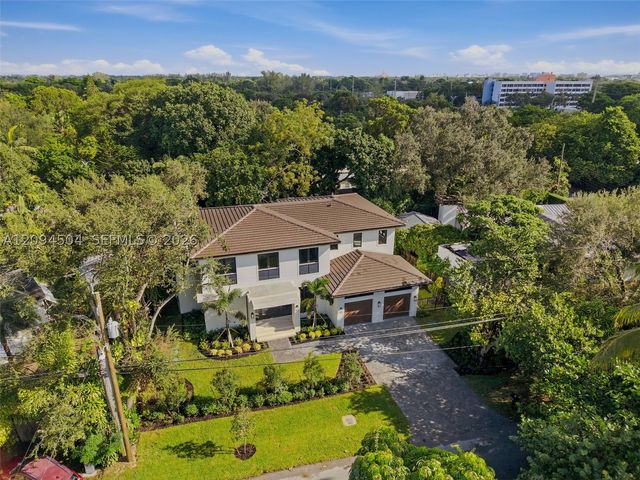 6255 SW 69th St, South Miami, FL 33143