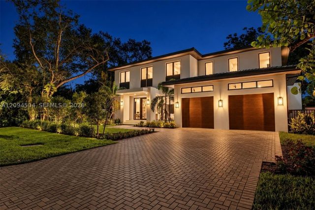 6255 SW 69th St, South Miami, FL 33143