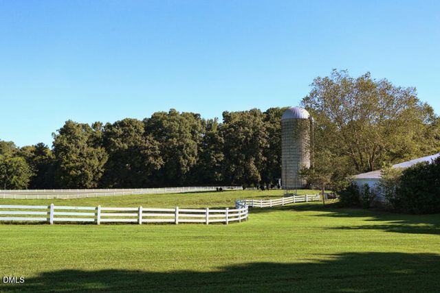 594 A Woodbury, Pittsboro, NC 27312