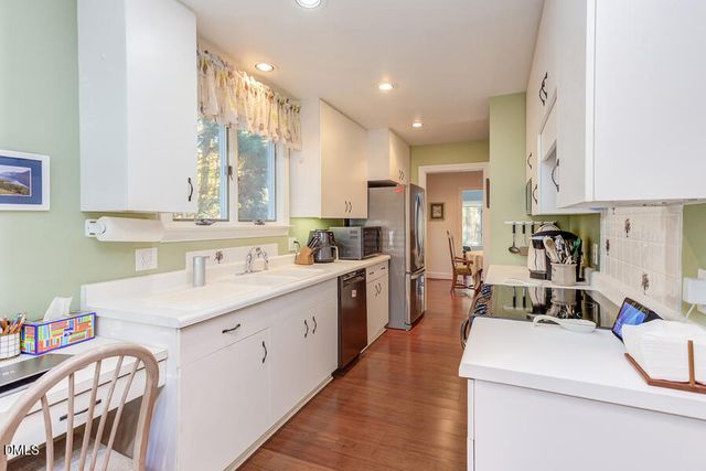 594 A Woodbury, Pittsboro, NC 27312