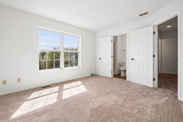 3033 Benchmark Drive, Columbus, OH 43219
