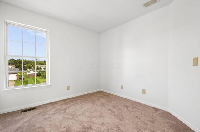 3033 Benchmark Drive, Columbus, OH 43219