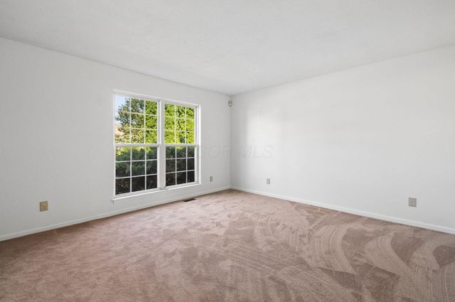 3033 Benchmark Drive, Columbus, OH 43219