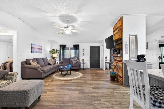 14810 NE 86TH LANE, Silver Springs, FL 34488