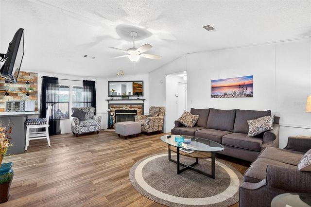 14810 NE 86TH LANE, Silver Springs, FL 34488