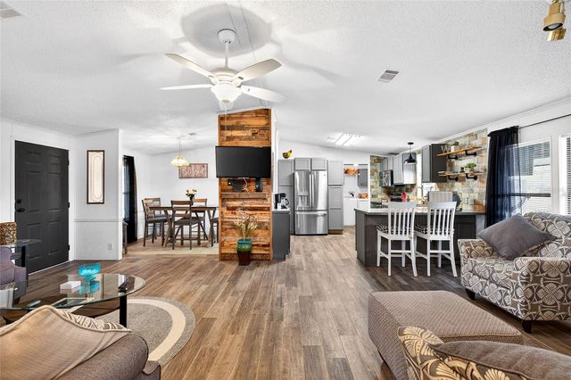 14810 NE 86TH LANE, Silver Springs, FL 34488