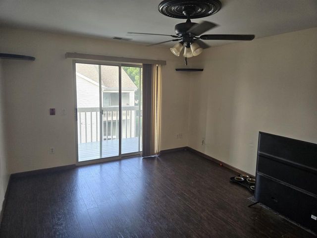 939 Rockefeller Lane, Madison, WI 53704