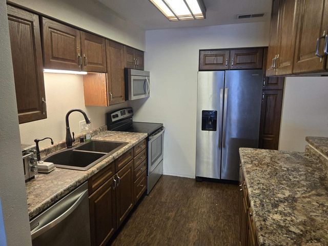 939 Rockefeller Lane, Madison, WI 53704