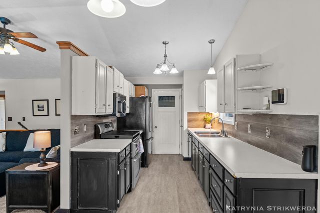 1127 Mulligan Court Sw, City Of Wyoming, MI 49509