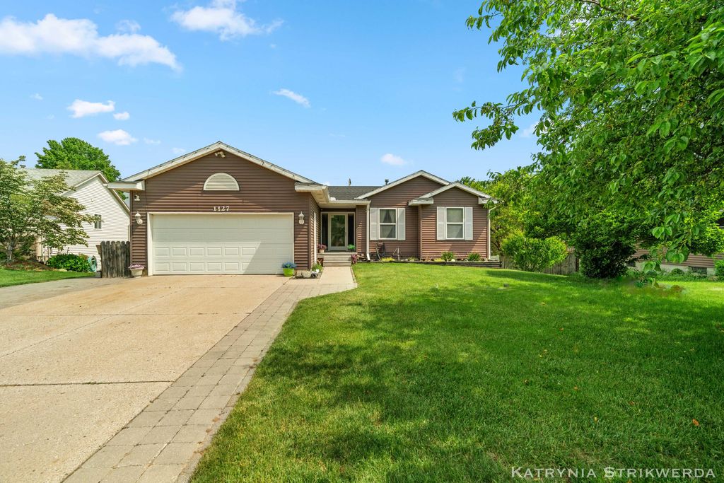 1127 Mulligan Court Sw, City Of Wyoming, MI 49509