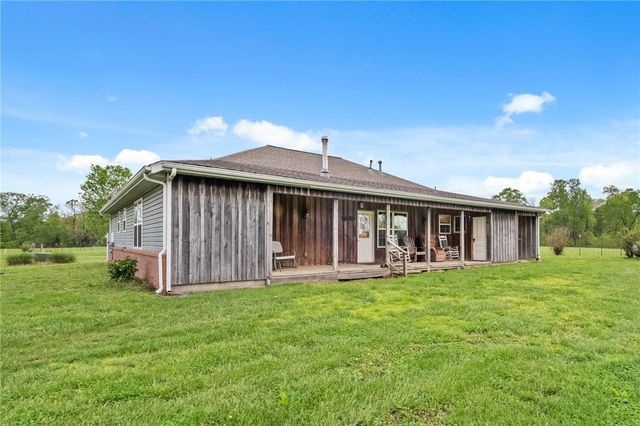 15798 Smith Ridge Road, Garfield, AR 72732