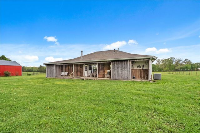 15798 Smith Ridge Road, Garfield, AR 72732
