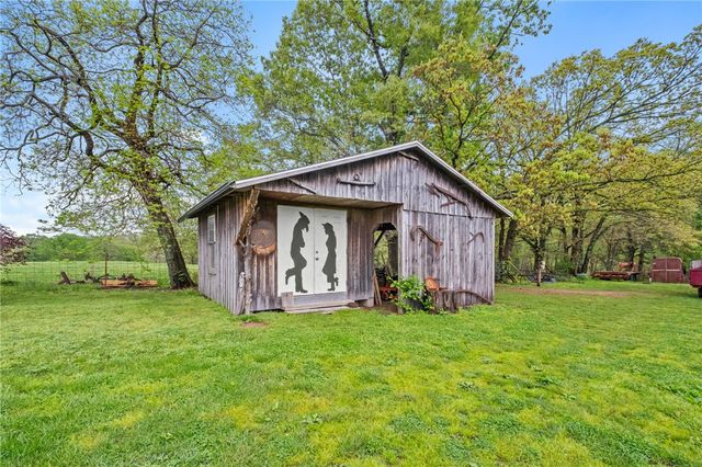 15798 Smith Ridge Road, Garfield, AR 72732