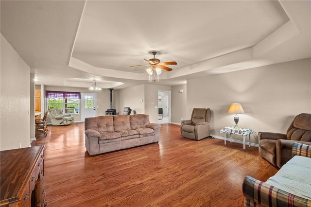 15798 Smith Ridge Road, Garfield, AR 72732