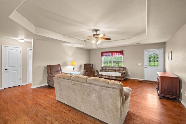 15798 Smith Ridge Road, Garfield, AR 72732