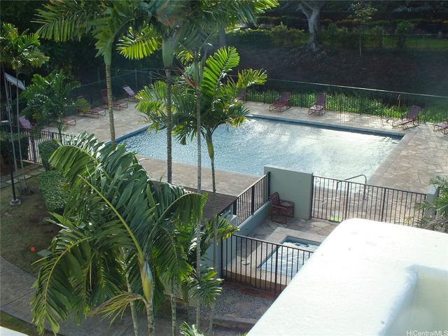 98-402 Koauka Loop 2516, Aiea, HI 96701