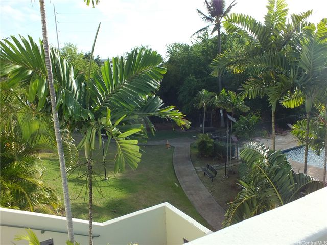 98-402 Koauka Loop 2516, Aiea, HI 96701