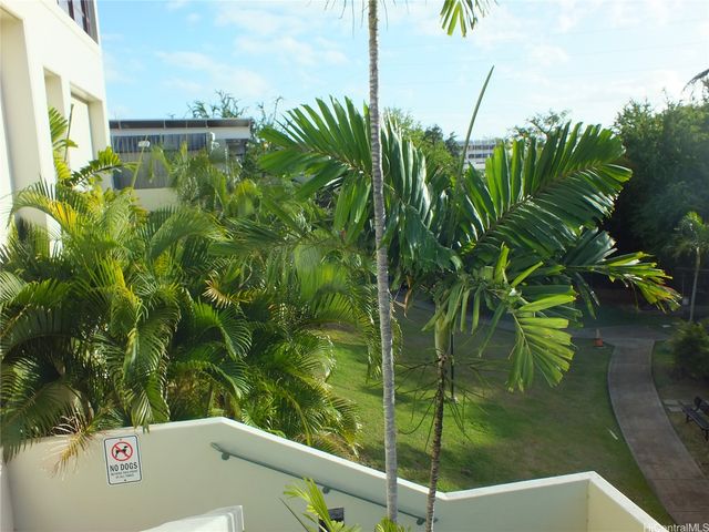 98-402 Koauka Loop 2516, Aiea, HI 96701