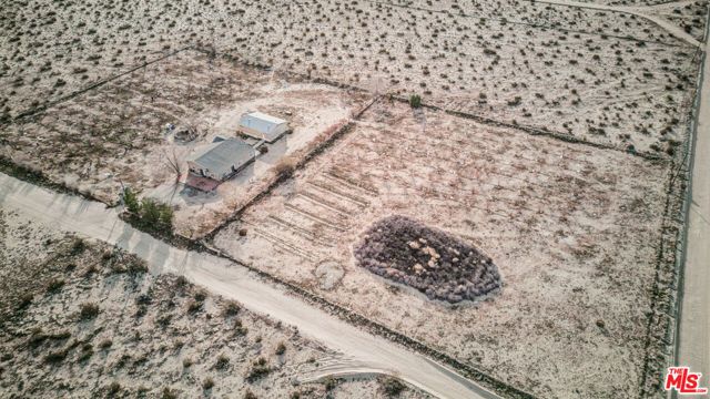 10424 Santa Fe Fire Road, Lucerne Valley, CA 92356
