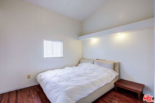 10424 Santa Fe Fire Road, Lucerne Valley, CA 92356