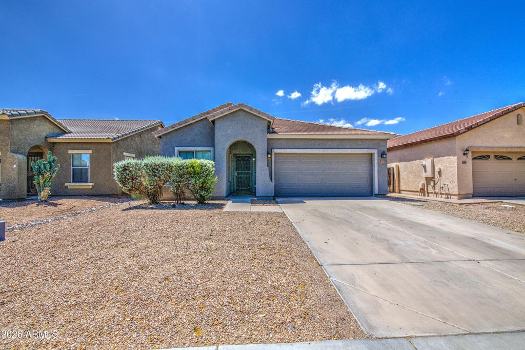 1237 W GREEN TREE Drive, San Tan Valley, AZ 85143 — exterior