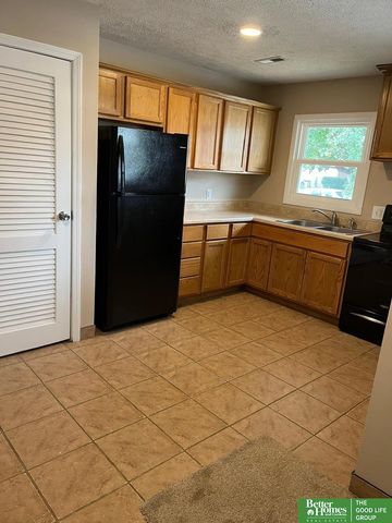 2821 S 134th Avenue, Omaha, NE 68144