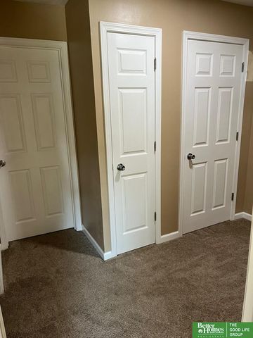 2821 S 134th Avenue, Omaha, NE 68144