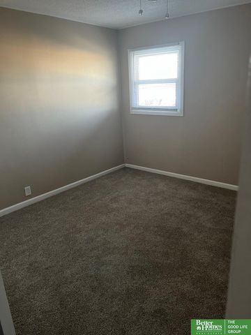 2821 S 134th Avenue, Omaha, NE 68144